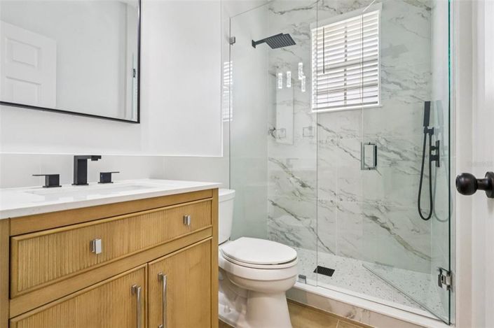 Image No.21-3 Bed Property for sale