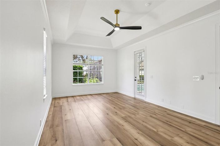 Image No.27-3 Bed Property for sale