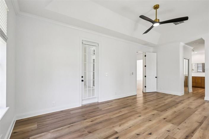 Image No.28-3 Bed Property for sale