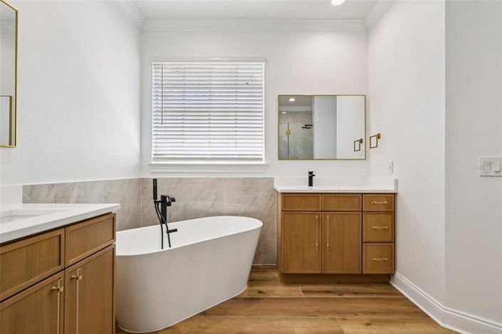 Image No.30-3 Bed Property for sale