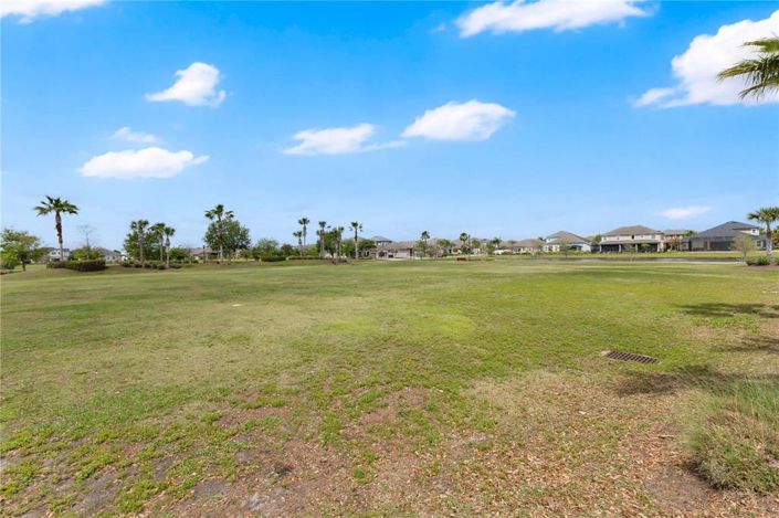 Image No.28-4 Bed Property for sale