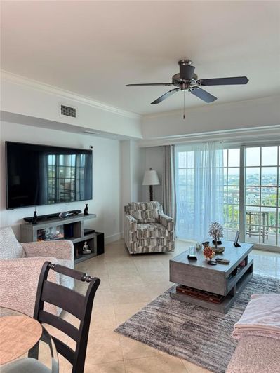 Image No.12-2 Bed Property for sale