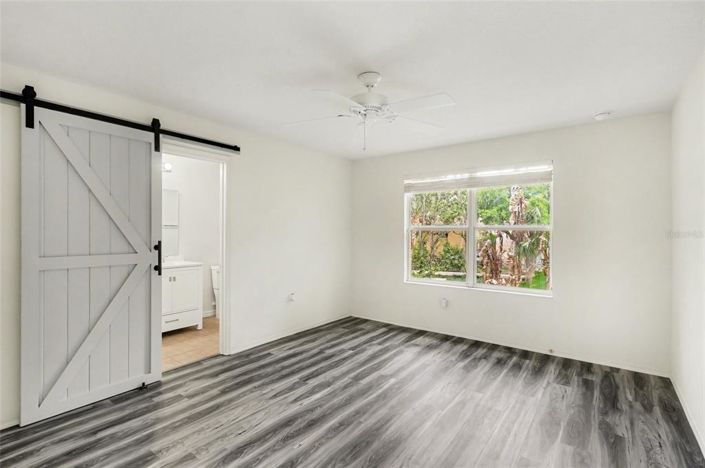 Image No.15-3 Bed Townhouse for sale