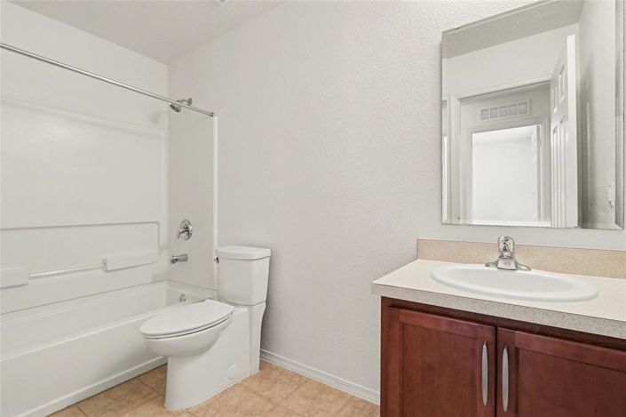 Image No.25-3 Bed Townhouse for sale