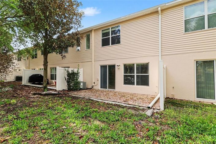 Image No.30-3 Bed Townhouse for sale