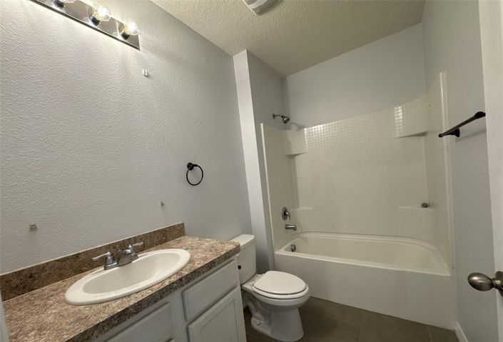 Image No.11-4 Bed Property for sale