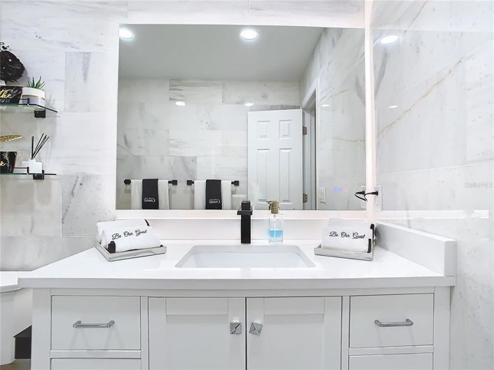 Image No.58-4 Bed Property for sale