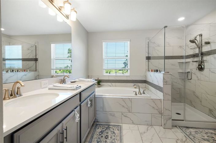 Image No.10-6 Bed Property for sale