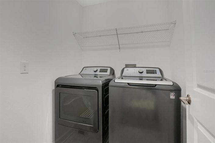 Image No.14-6 Bed Property for sale