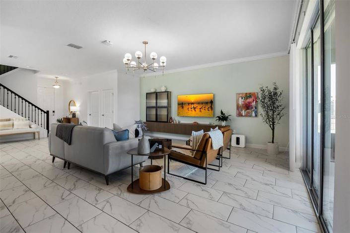 Image No.26-6 Bed Property for sale