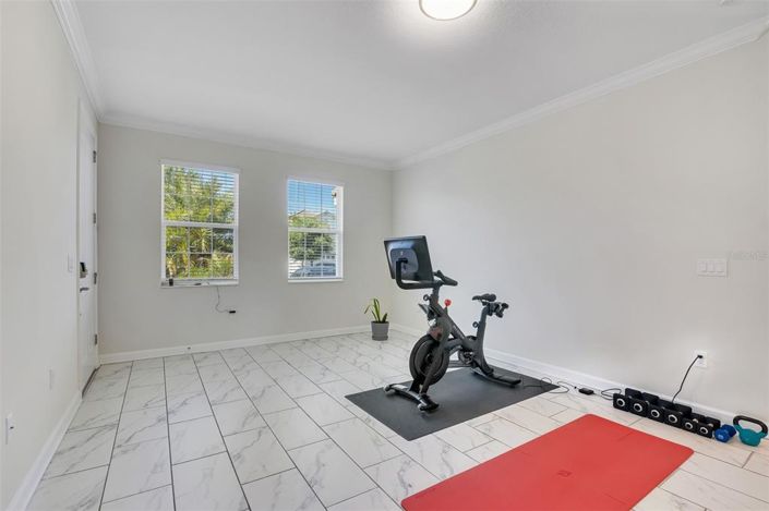 Image No.32-6 Bed Property for sale