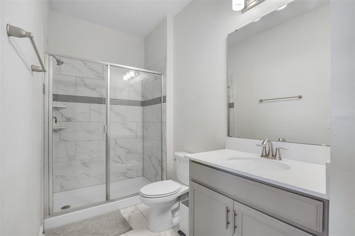 Image No.33-6 Bed Property for sale