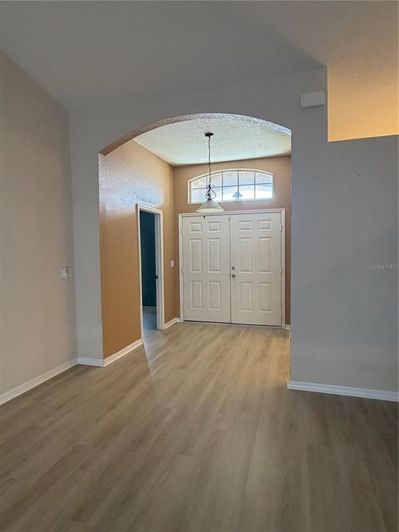 Image No.5-3 Bed Property for sale