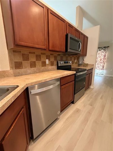 Image No.9-3 Bed Property for sale