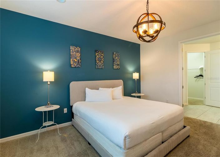 Image No.24-14 Bed Property for sale