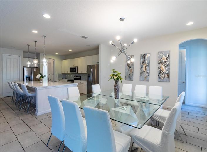 Image No.29-14 Bed Property for sale