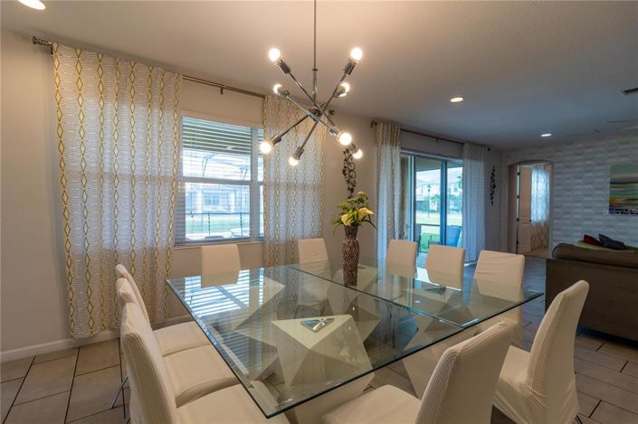 Image No.31-14 Bed Property for sale