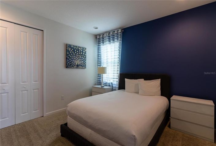 Image No.33-14 Bed Property for sale