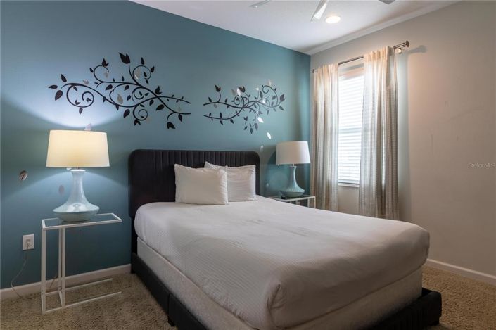 Image No.60-14 Bed Property for sale