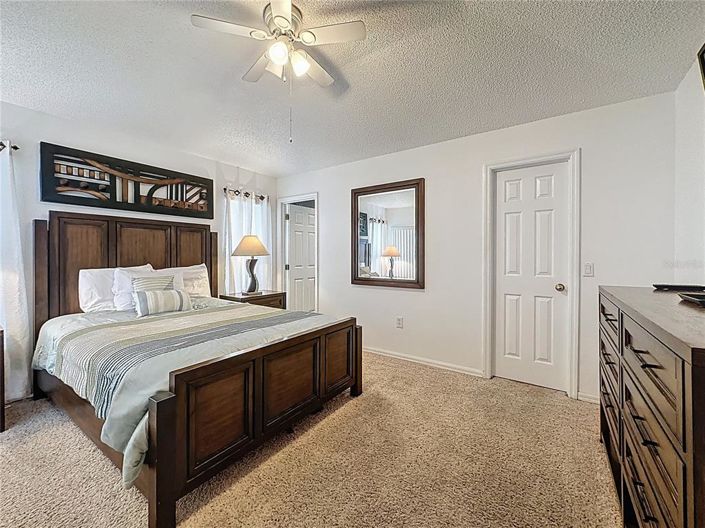 Image No.17-4 Bed Property for sale