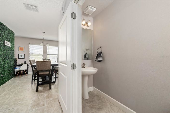 Image No.8-3 Bed Townhouse for sale