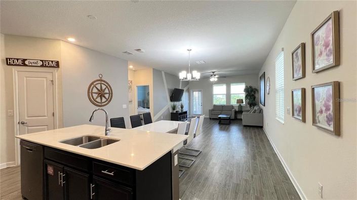 Image No.11-3 Bed Property for sale