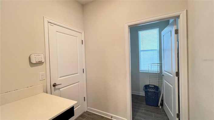 Image No.26-3 Bed Property for sale