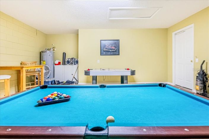 Image No.17-4 Bed Property for sale