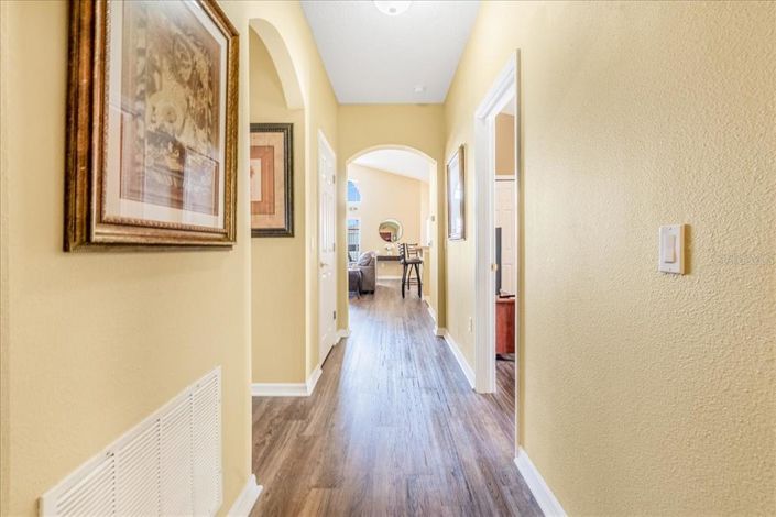 Image No.23-4 Bed Property for sale