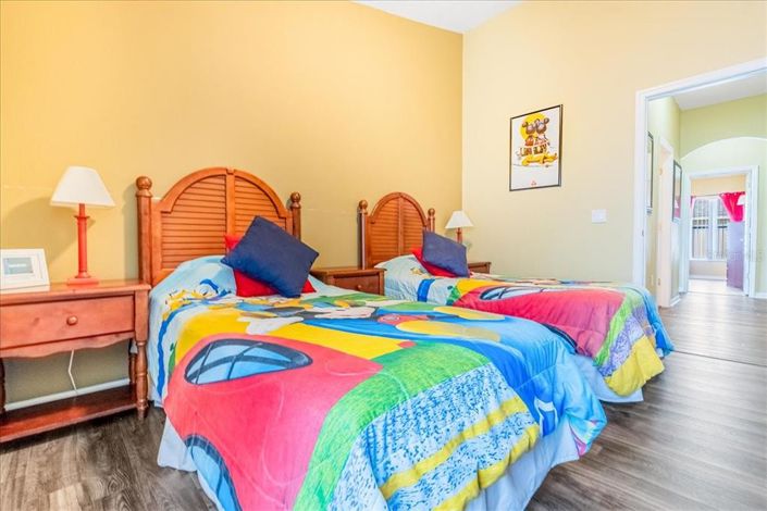 Image No.31-4 Bed Property for sale