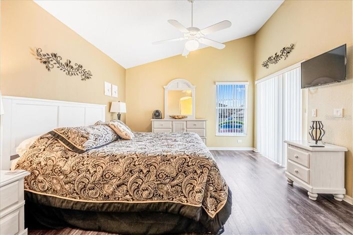 Image No.34-4 Bed Property for sale