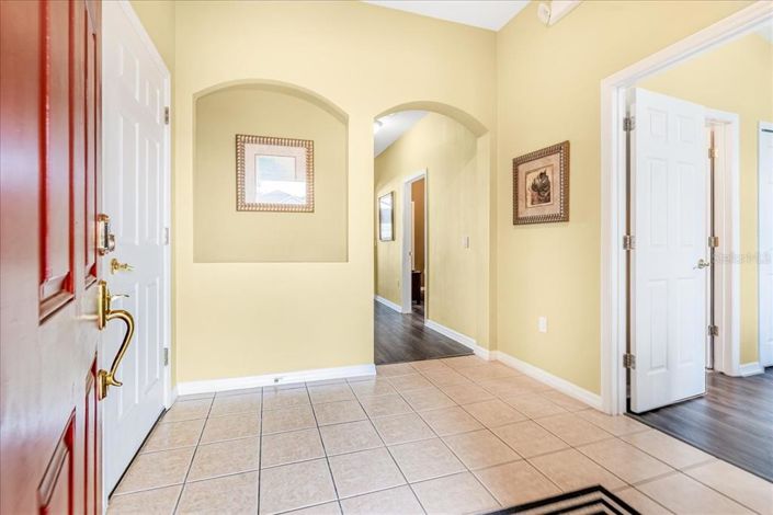 Image No.9-4 Bed Property for sale