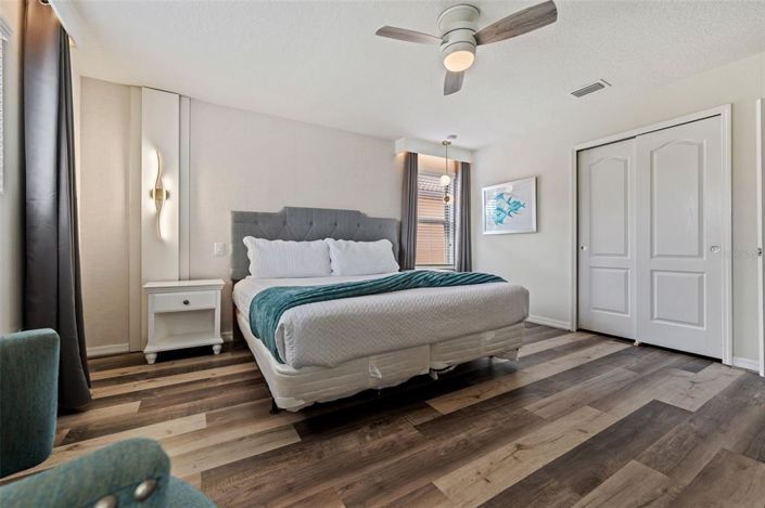 Image No.29-6 Bed Property for sale