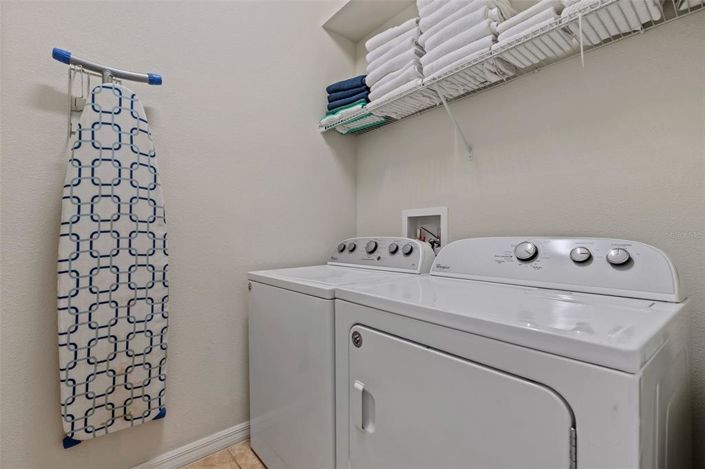 Image No.37-6 Bed Property for sale