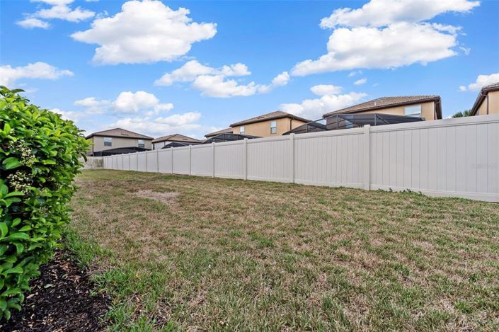 Image No.45-6 Bed Property for sale