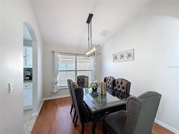 Image No.14-5 Bed Property for sale