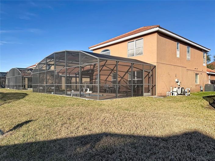 Image No.4-5 Bed Property for sale