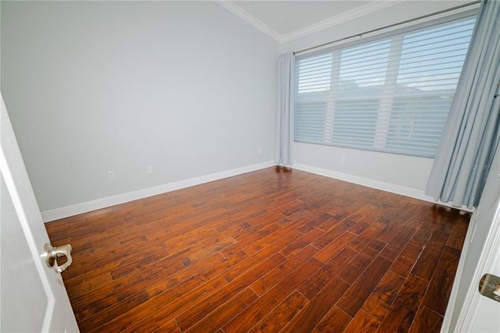 Image No.7-2 Bed Property for sale