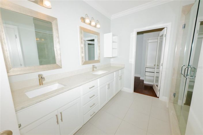 Image No.8-2 Bed Property for sale