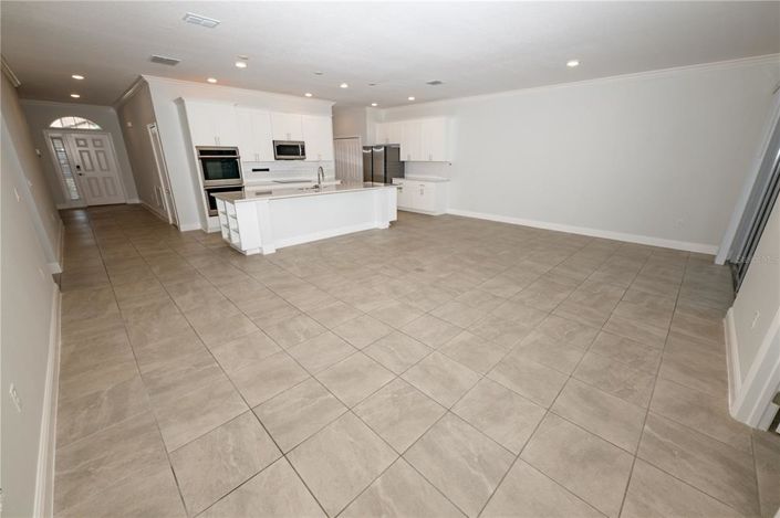 Image No.15-3 Bed Property for sale