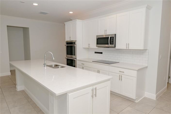 Image No.21-3 Bed Property for sale