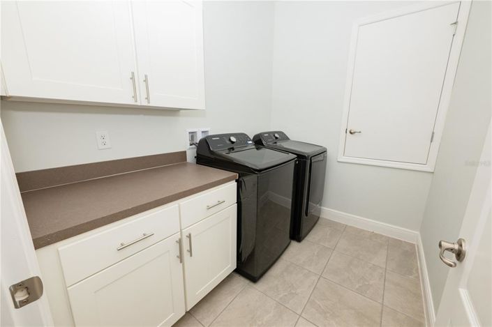 Image No.25-3 Bed Property for sale