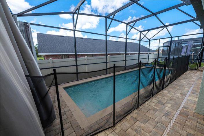 Image No.45-3 Bed Property for sale