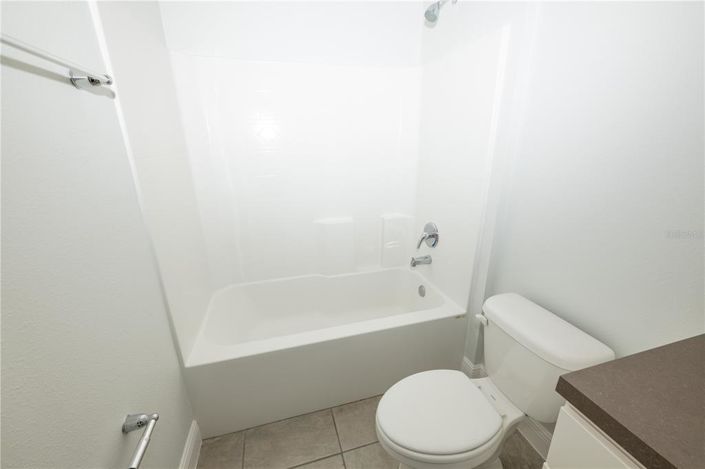 Image No.9-3 Bed Property for sale