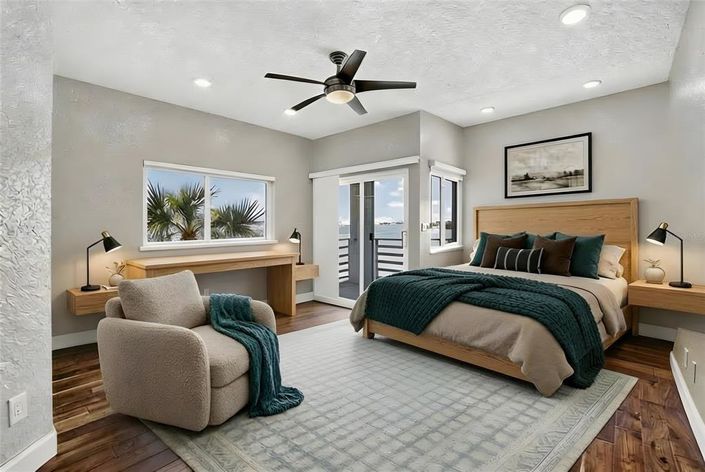 Image No.10-4 Bed Townhouse for sale