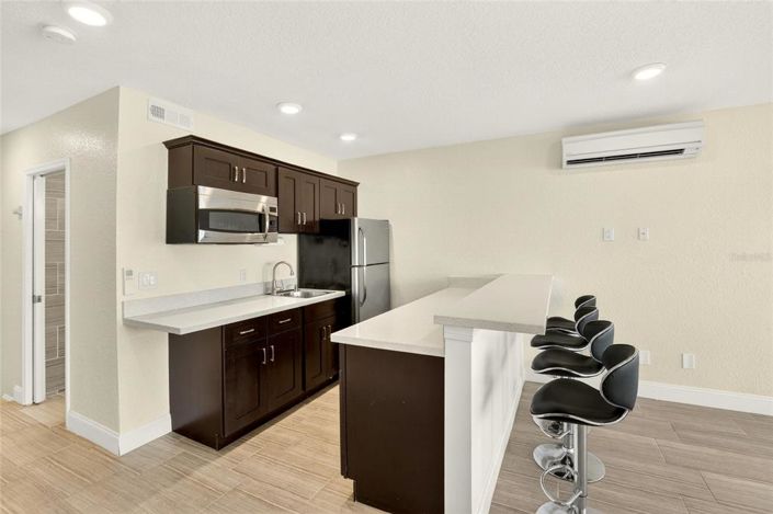 Image No.21-4 Bed Townhouse for sale