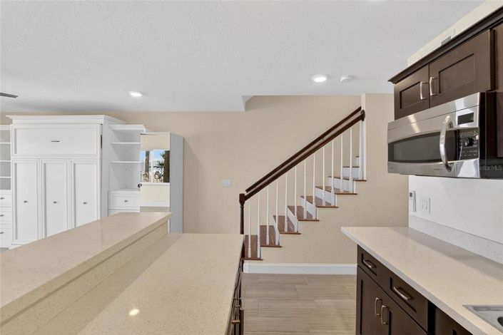 Image No.23-4 Bed Townhouse for sale