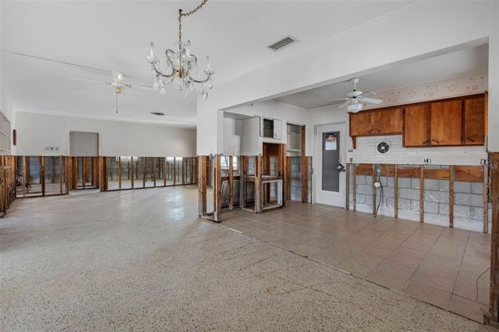 Image No.29-3 Bed Property for sale