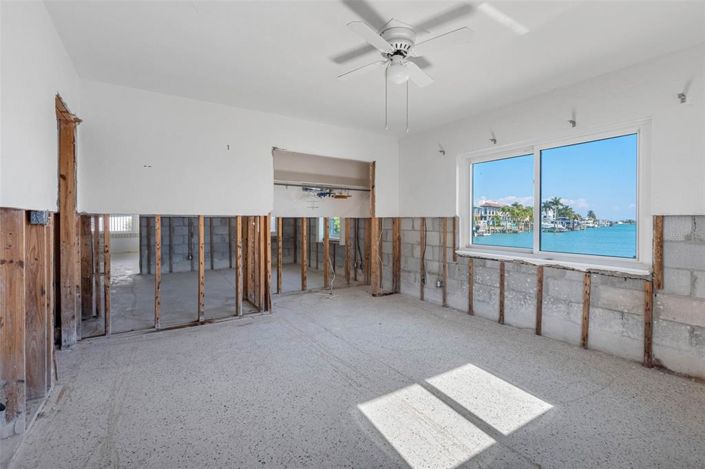 Image No.48-3 Bed Property for sale