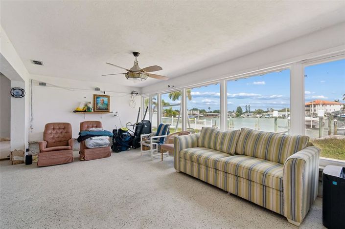 Image No.16-3 Bed Property for sale